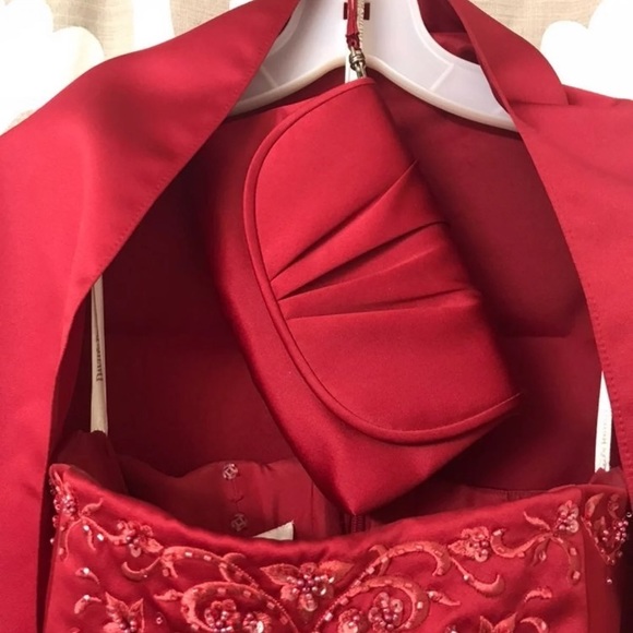 Red Formal Bundle w/ wrap and purse - Picture 4 of 9